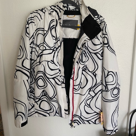 Lolë ski jacket - Picture 1 of 4
